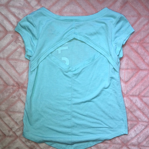 👧 Sz. 5 & 5/6 shirts bundle 💕 - Picture 4 of 7